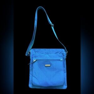 💙🏅HOST PICK!🏅💙
 BAGGALLINI GO BAGG